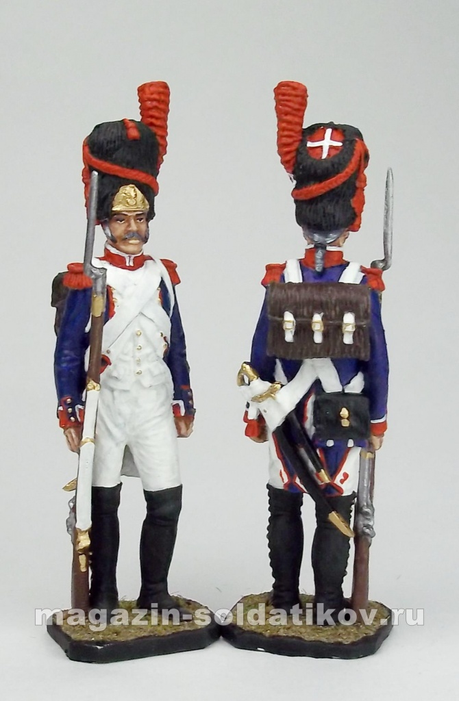 Гренадер линейного полка (в меховой шапке), Франция 1808-1812 гг., 54 мм, Экипаж