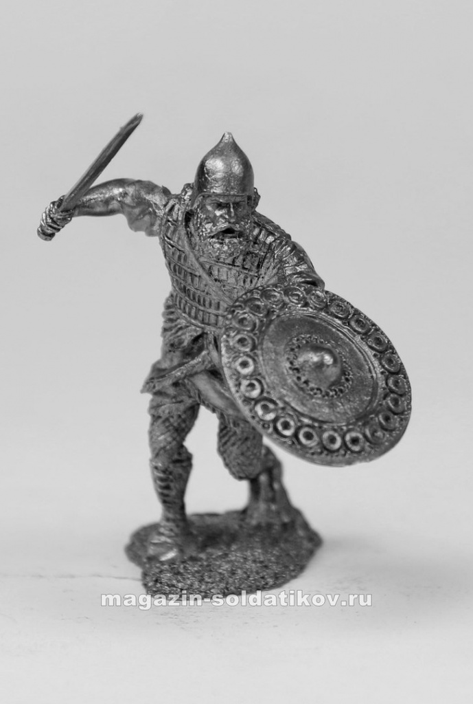 Ассирийский воин с мечом