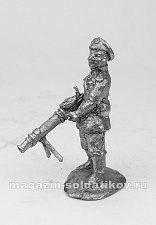 Сборная фигура из металла Офицер с пулеметом Льюиса, 1918-1922 гг. 28 мм, Figures from Leon - фото