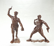 Сборные фигуры из пластика Красная армия, набор из 2-х фигур №3 (коричневые,150 мм) АРК моделс - фото