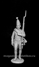 Сборная миниатюра из металла Рядовой гренадерских полков, Россия, 1799 г. 54 мм, Chronos miniatures - фото