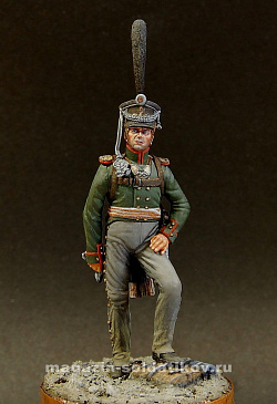 Сборная миниатюра из металла Русский офицер гренадерских полков, 1812 г. 54 мм, Chronos miniatures