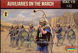 Солдатики из пластика Римские ауксиларии на марше (1/72) Strelets