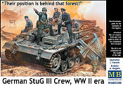 Сборные фигуры из пластика MB 35208 Экипаж немецкого StuG III. WWII «Их позиция позади того леса!" (1/35) Master Box - фото