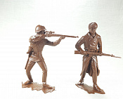 Сборные фигуры из пластика Красная армия, набор из 2-х фигур №1 (коричневые, 150 мм) АРК моделс - фото