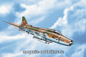 Сборная модель из пластика Истребитель-бомбардировщик Су-17 М4 (1/72) Восточный экспресс - фото