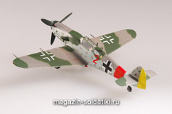 Масштабная модель в сборе и окраске Самолёт Мессершмитт BF-109G-10 II./JG300 1944 г. Германия 1:72 Easy Model