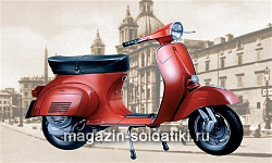 Сборная модель из пластика ИТ Мотоцикл Vespa Primavera 125cc (1/9) Italeri