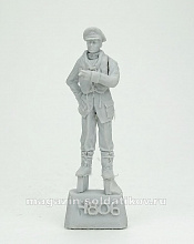Сборная фигура из смолы Британский пилот №1, 1:48, ArmyZone Miniatures - фото