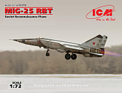 Сборная модель из пластика МиГ-25 РБТ Советский самолет - разведчик (1/72) ICM - фото