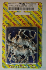 Фигурки из металла PN 548 Ранние гусары с саблями на плечо (28 мм) Foundry - фото