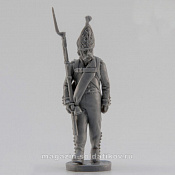 Сборная миниатюра из смолы Унтер-офицер гренадёр Павловского полка, идущий 28 мм, Аванпост - фото
