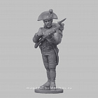 Сборная миниатюра из смолы Фузилер заряжающий, в шляпе («открыть полку») Франция, 1802-1806 гг, 28 мм, Аванпост