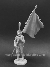 Сборная миниатюра из смолы Знаменосец гренадерских полков, Россия 1812-14, 54 мм, Chronos miniatures - фото