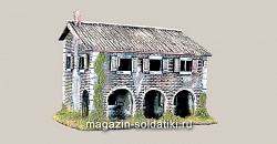 Сборная модель из пластика ИТ Деревенский дом с крыльцом (1:72) Italeri