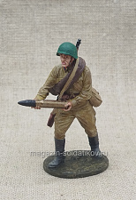 Артиллерист со снарядом к 76-мм дивизионной пушке, 1941-43 гг. СССР, 54 мм, Soldanir - фото