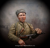 Сборная фигура из смолы Aty Baty (Soviet corporal WWII), 200 mm. Mercury Models - фото