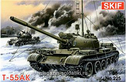 Сборная модель из пластика Советский командирский танк Т-55АК SKIF (1/35)