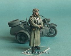Сборная миниатюра из смолы Т 35002 Немецкий офицер полевой жандармерии 1939-45. Одна фигура. 1/35 Tank