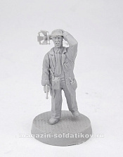 Сборная фигура из смолы Доктор, серия «Наемники» 28 мм, ArmyZone Miniatures - фото