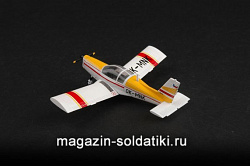 Масштабная модель в сборе и окраске Самолёт Zlin Z-142, 1:72 Easy Model
