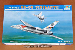 Сборная модель из пластика Самолет RА - 5C «Виджилент» 1:72 Трумпетер
