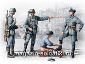 Сборные фигуры из пластика Германский патруль (1939-1942 г.) (1/35) ICM - фото