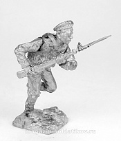 Миниатюра из олова Советский морской пехотинец с винтовкой (черный бушлат),1941-1945 гг., 54мм, Три богатыря - фото