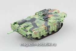 Масштабная модель в сборе и окраске Танк Strv.103 C 1:72 Easy Model