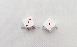 Набор из 2 кубиков D6, 10 мм. Белый с красными точками в блистере