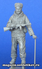 Сборная миниатюра из смолы Советский горный стрелок, 42 - 43 г.г. Кавказ 1/35 MasterClub - фото