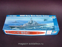Сборная модель из пластика Корабль крейсер «Киров» 1:700 Трумпетер