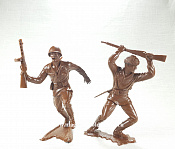 Сборные фигуры из пластика Красная армия, набор из 2-х фигур №2 (коричневые,150 мм) АРК моделс - фото