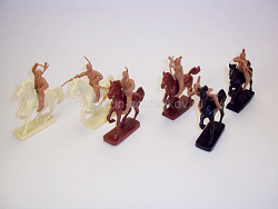 Солдатики из пластика MTD PLAINS INDIANS (Buckskin) 6 in 6 + Horses, 1:32, TSSD