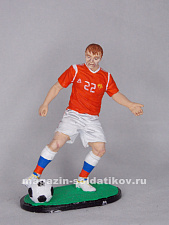 Миниатюра в росписи Футболист, 1:32, Сибирский партизан - фото