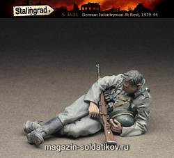 Сборная миниатюра из смолы Немецкий пехотинец на привале, 1/35, Stalingrad