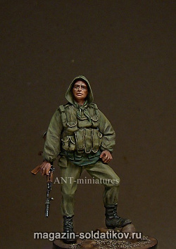 Сборная миниатюра из смолы . The soldier of special troops GRU, Russia. (1/35), Ant-miniatures