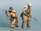 Сборная миниатюра из смолы Т 35035 Немецкие пехотинцы СС №5, Харьков, зима 1943. Две фигуры. 1/35 Tank - фото