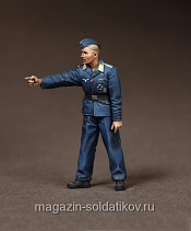 Сборная фигура из смолы SM 35109 Фельдфебель немецких парашютистов. 1939-1945, 1:35, SOGA miniatures - фото