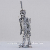 Сборная миниатюра из металла Обер-офицер гренадерского полка, идущий 1808-1812 гг, 28 мм, Аванпост - фото