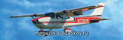 Сборная модель из пластика Легкий самолет «Цессна 182» 1:24 Моделист