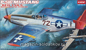 Сборная модель из пластика Самолет Р-51В «Мустанг" "Красные хвосты» 1:72 Академия - фото