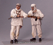 Сборная миниатюра из смолы Советские разведчики. Зима 1941-42. Две фигуры.Tank - фото