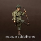 Сборная фигура из смолы SM 35119 Парашютист армии США для джипа. Нормандия, 1944 год, 1:35, SOGA miniatures