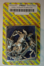 Фигурки из металла PN 557 Ранние гусары с мирлитонами (28 мм) Foundry - фото