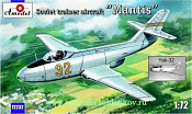 Сборная модель из пластика ЯК-32 «Mantis» тренировочный самолет Amodel (1/72) - фото