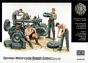 Сборные фигуры из пластика MB 3560 Немецкая моторемонтная бригада (1/35) Master Box - фото