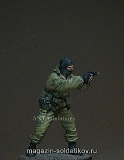 Сборная миниатюра из смолы Officer of the russian Spetsnaz. (1/35), Ant-miniatures