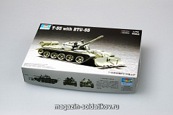 Сборная модель из пластика Танк Т - 55 с БТУ - 55 1:72 Трумпетер