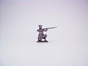 Солдатики из металла Русский мушкетер, стреляющий сидя, Магазин Солдатики (Prince August) - фото